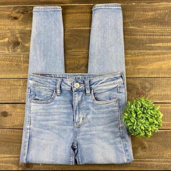 American Eagle AEO Light Wash Hi-Rise Jegging Women's 0 Short Next Level Stretch - Picture 1 of 8